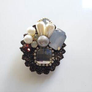 Vintage Style Brooch & Hair/Hat Clip